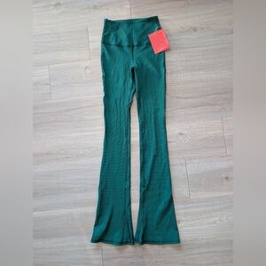 NWT Tiger Friday Ribbed Flare Leggings